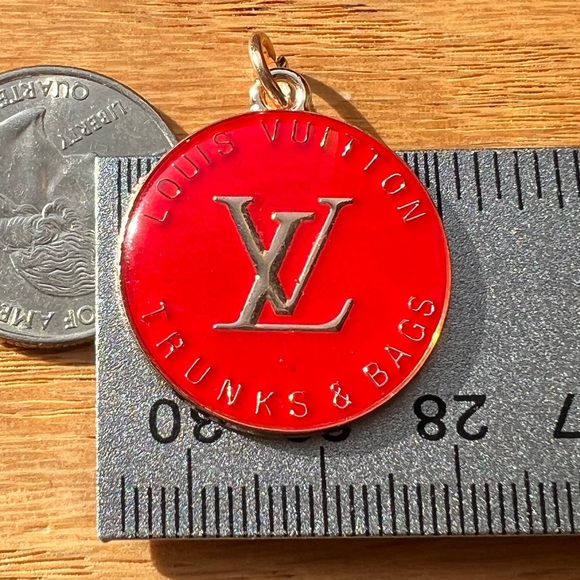 Louis Vuitton Red Zipper Pull Charm - Picture 7 of 10